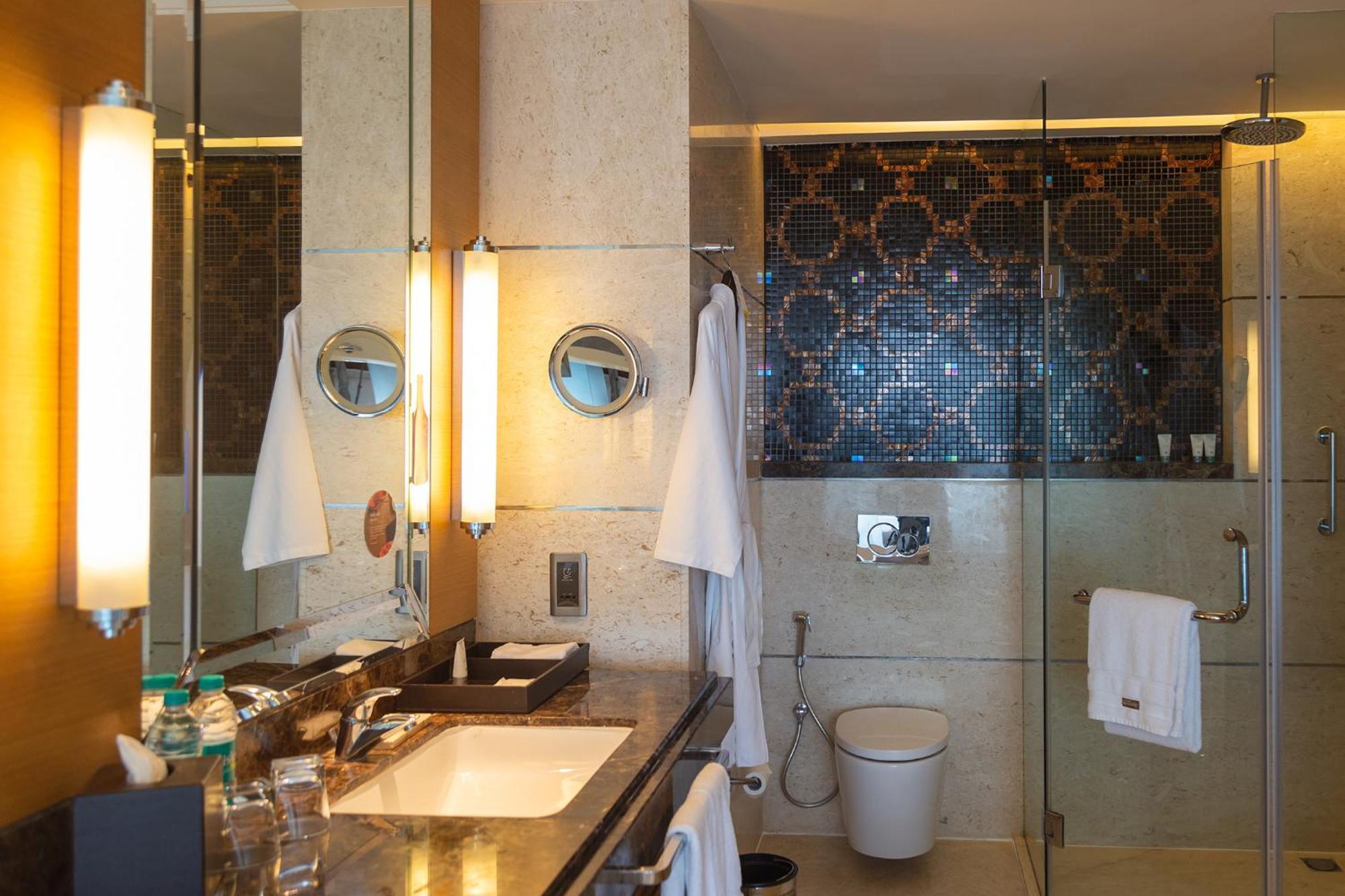 The Westin Chennai Velachery Экстерьер фото