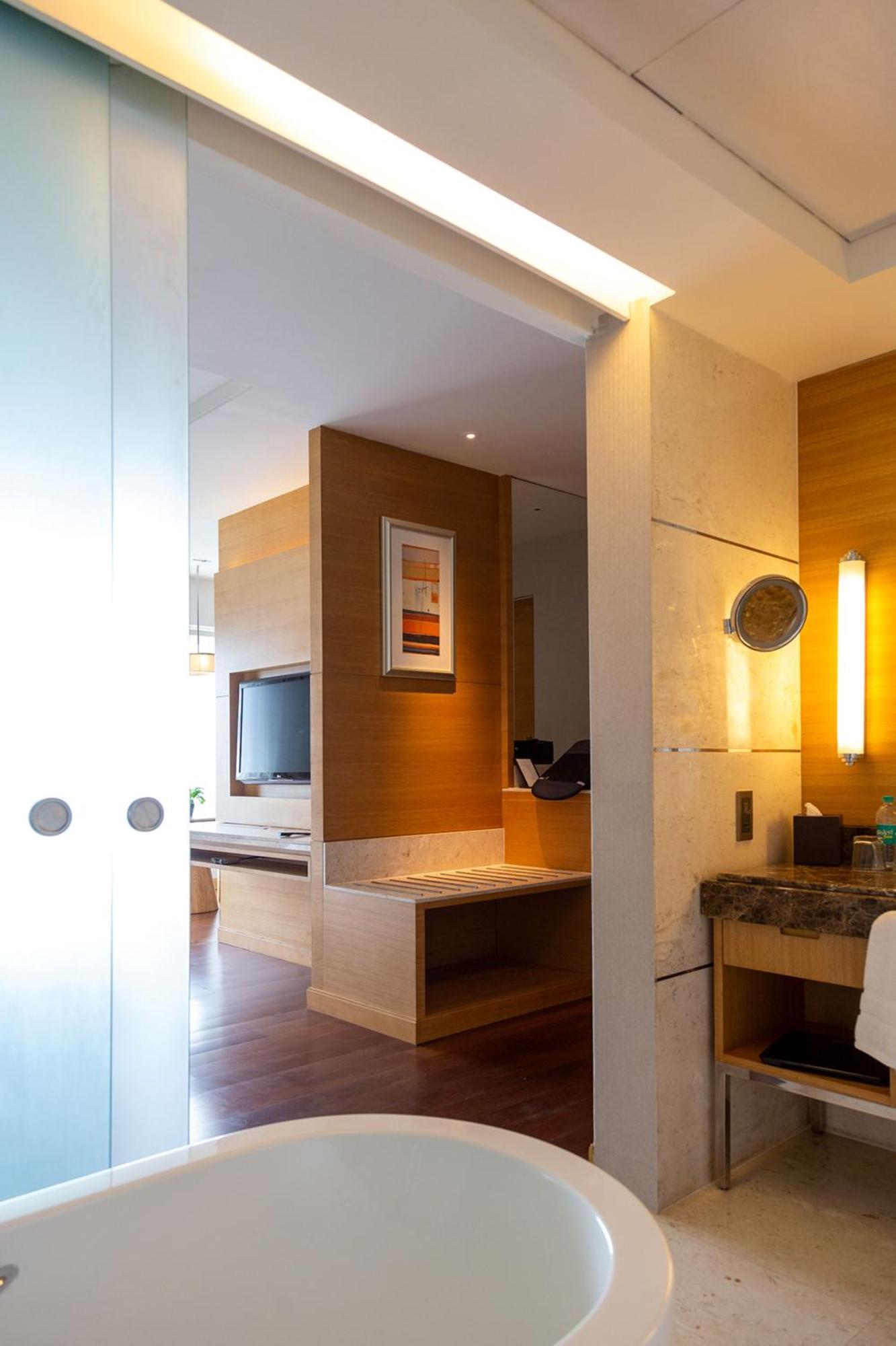 The Westin Chennai Velachery Экстерьер фото