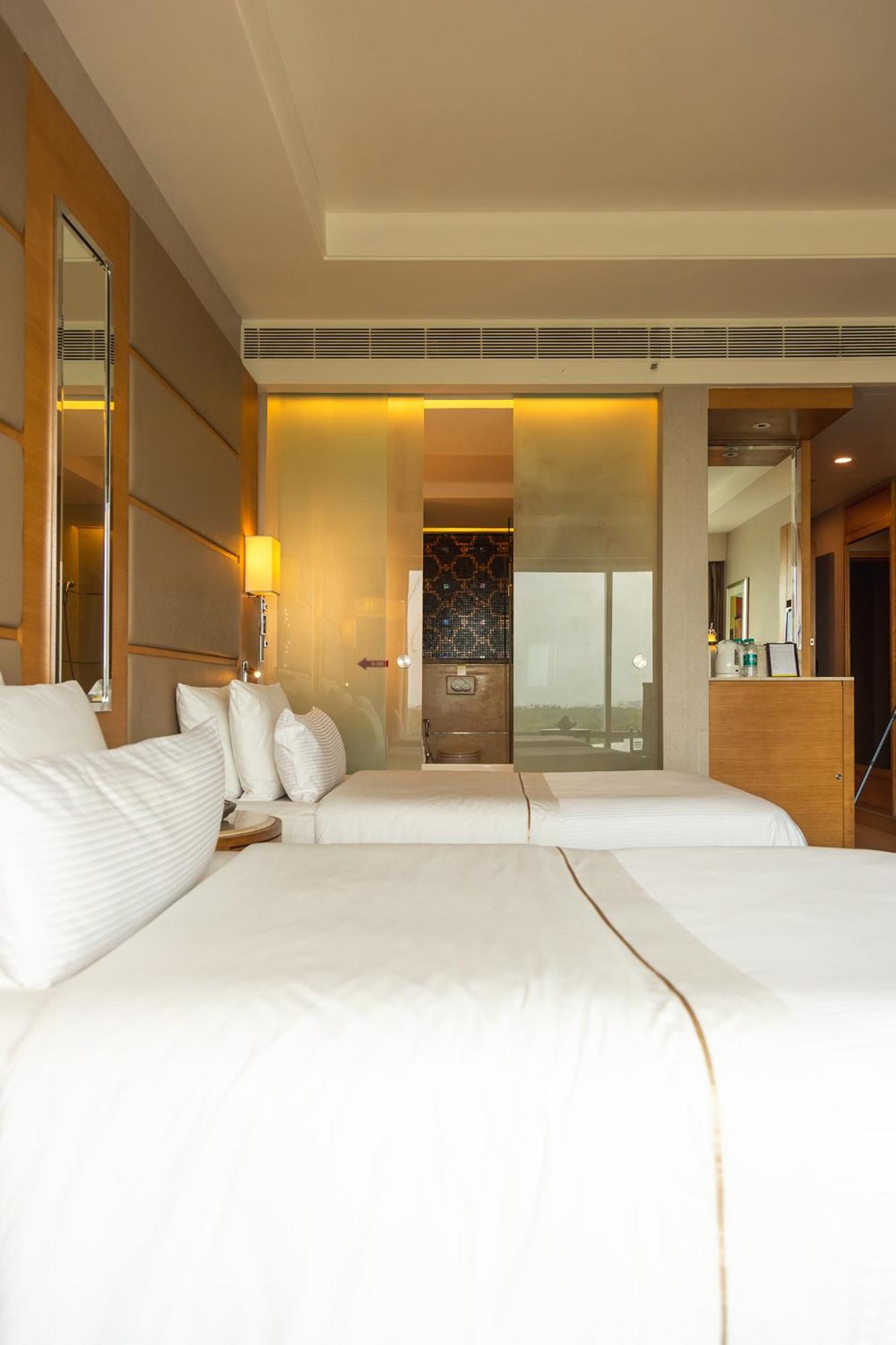 The Westin Chennai Velachery Экстерьер фото