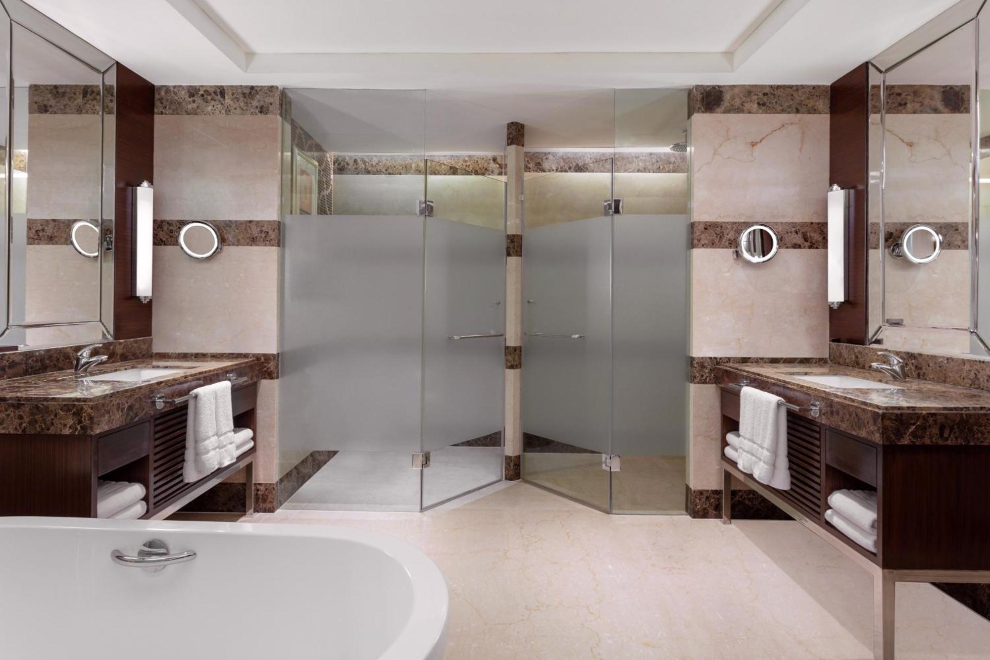 The Westin Chennai Velachery Экстерьер фото
