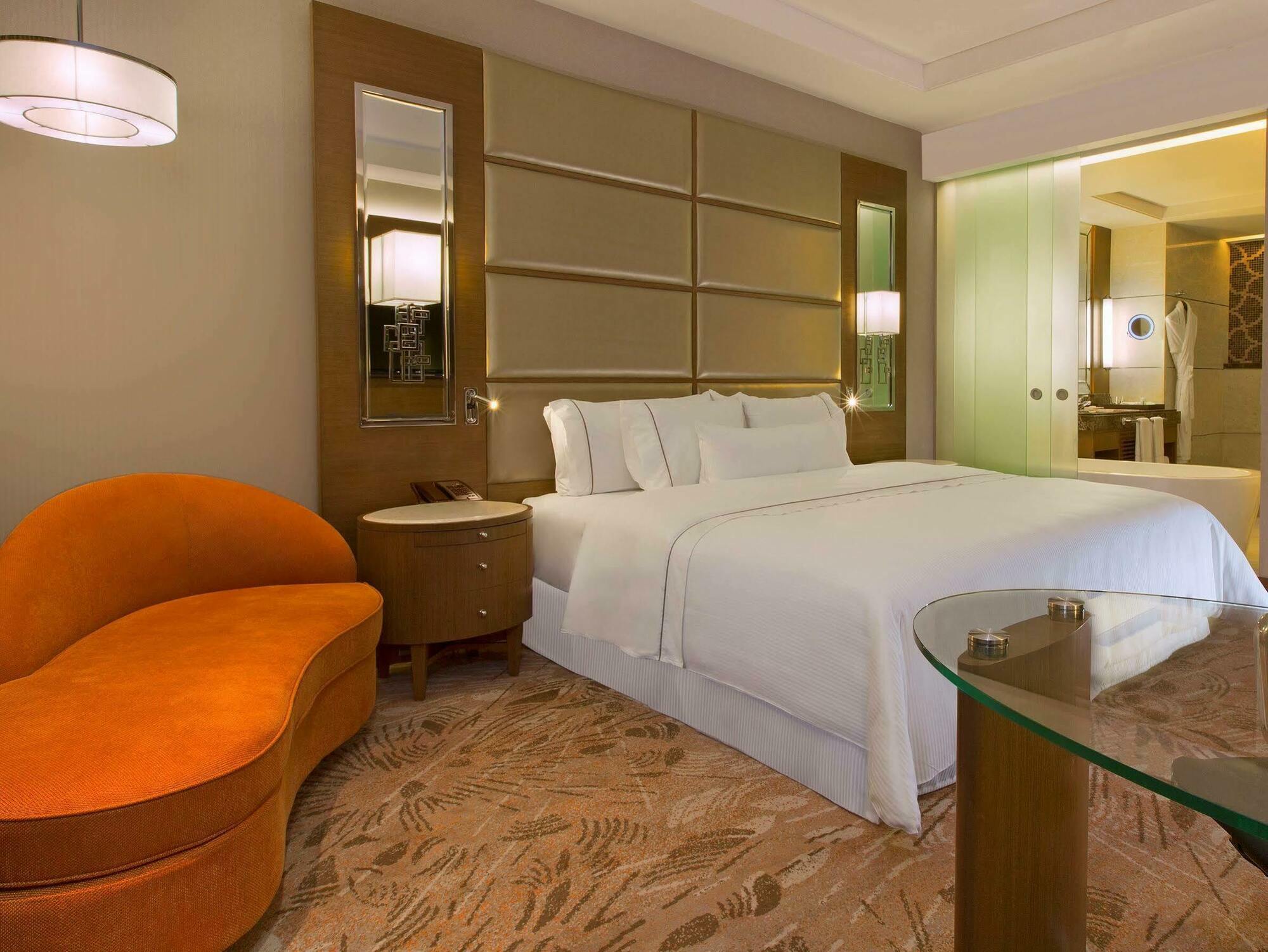 The Westin Chennai Velachery Экстерьер фото